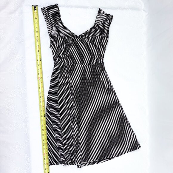 Alythea Brand 70s Hobnobber Style Dress Criss Cross Back Fit n Flare Type - Picture 8 of 15